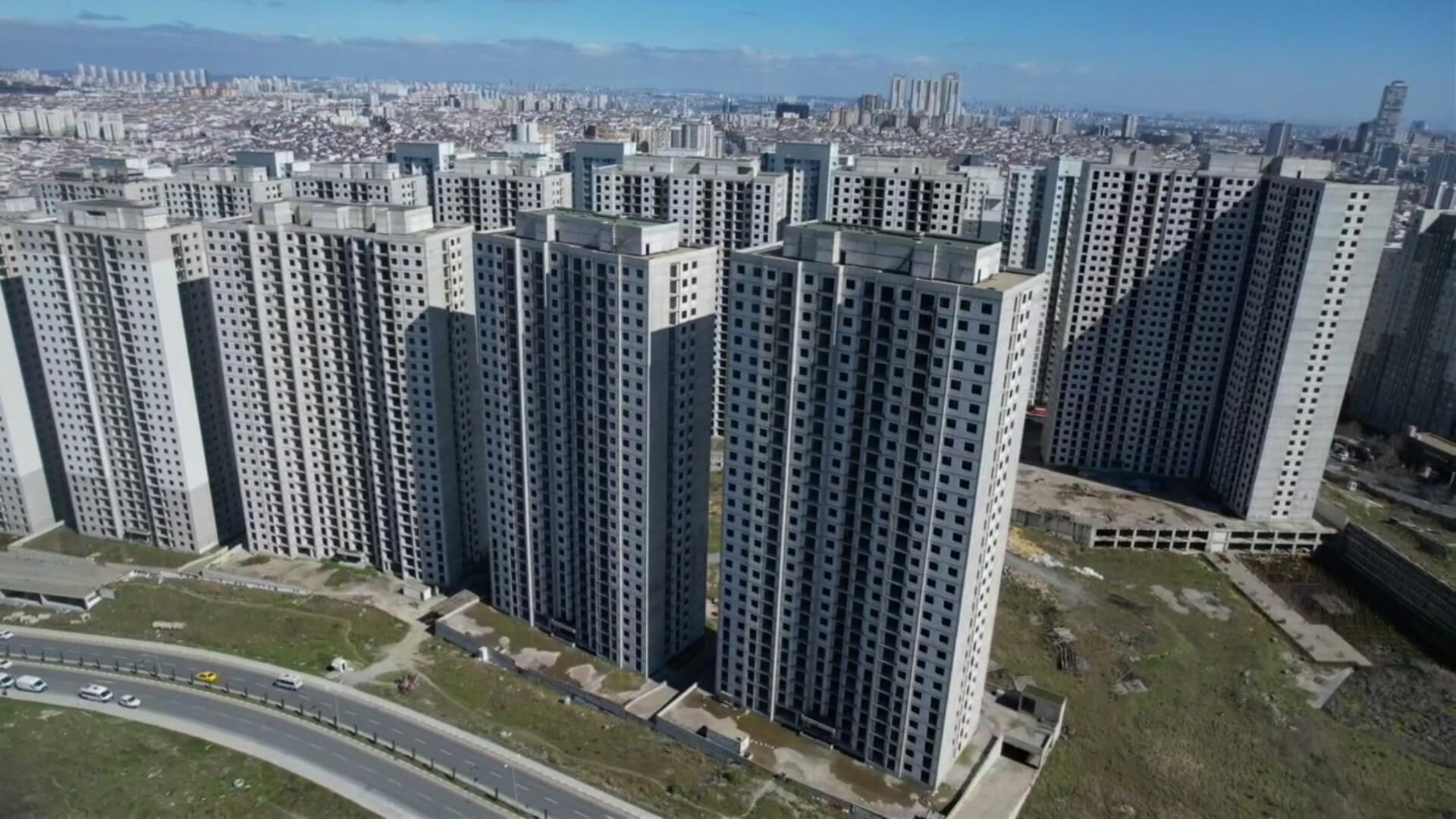 I S T A N B U L E S E N Y U R T T A 15 Y I L D I R G O K D E L E 1203981 357987