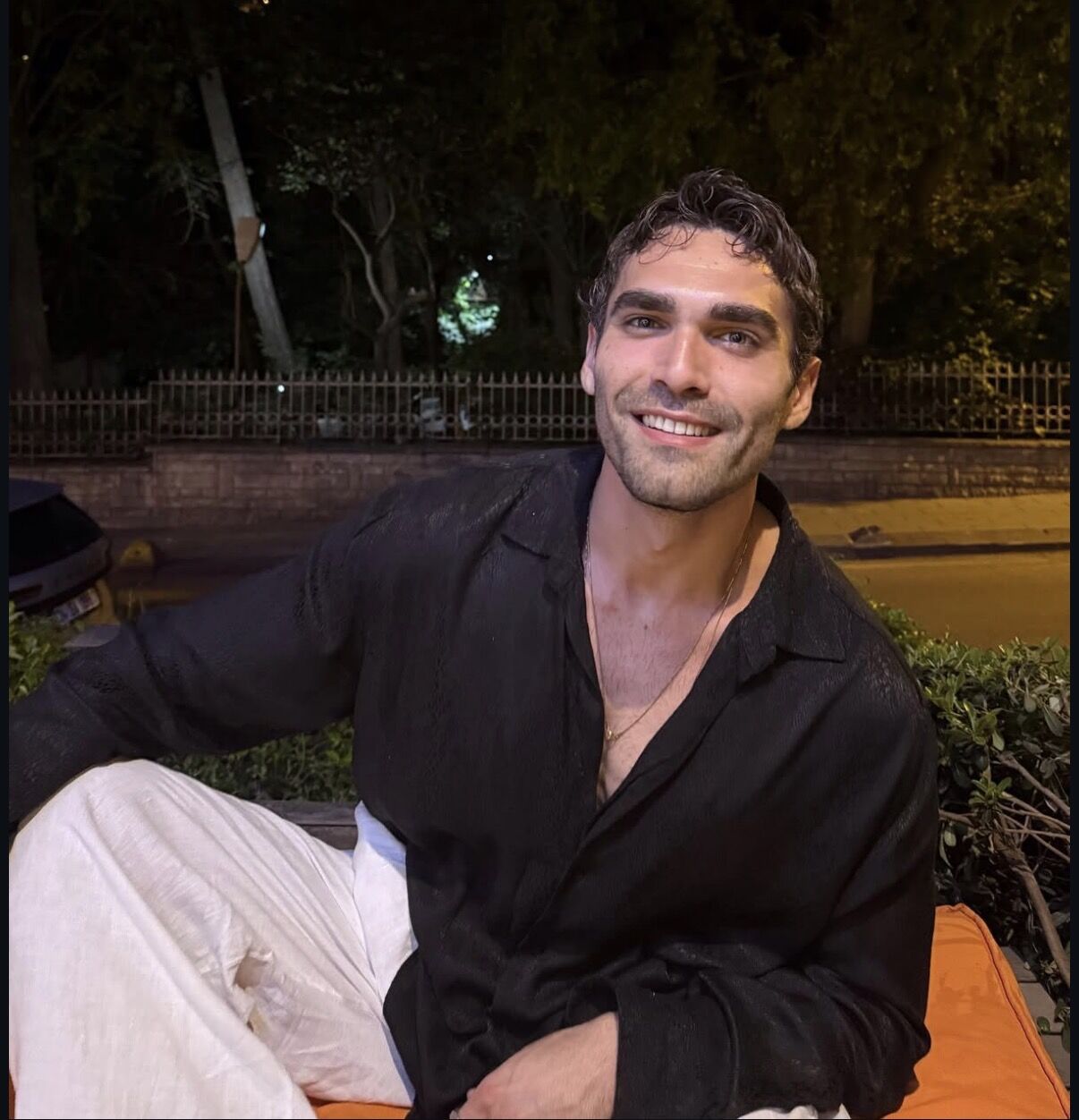 I S T A N B U L K A G I T H A N E’ D E O L E N A Y S E G U L E R A 1213269 360777